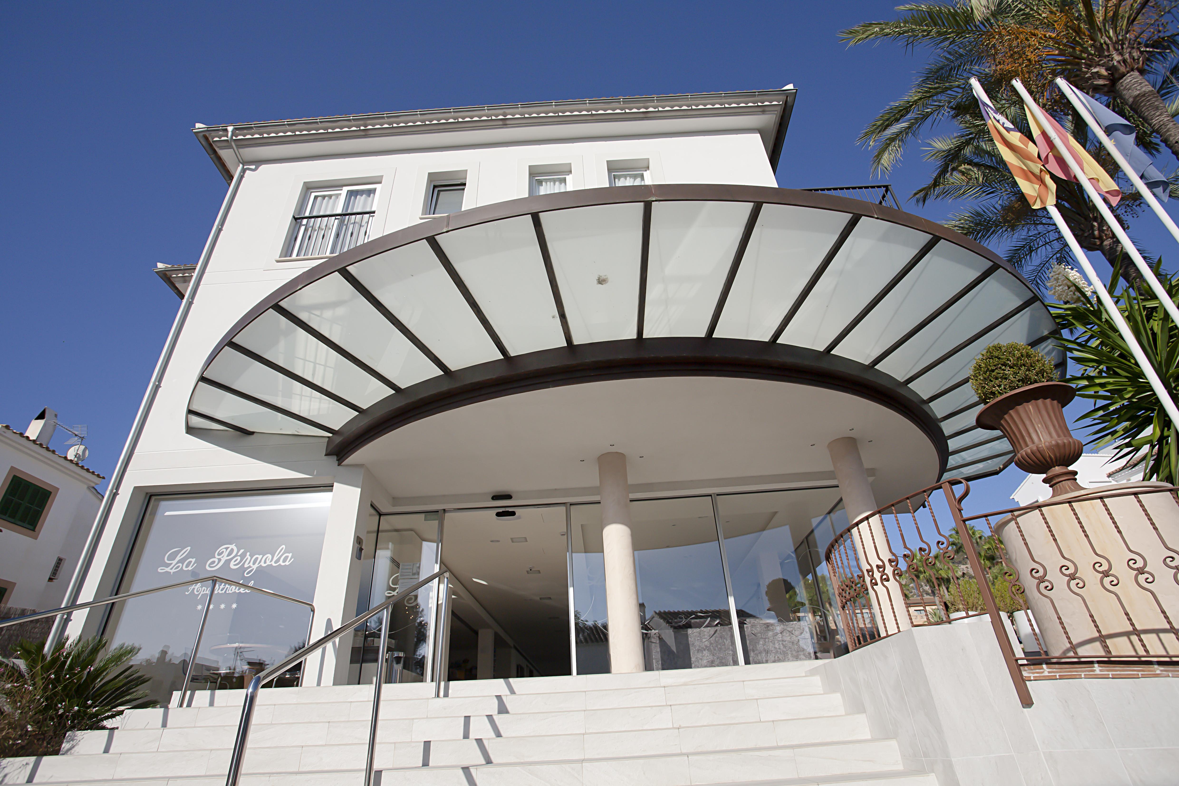 Aparthotel La Pérgola Puerto de Andrach Esterno foto