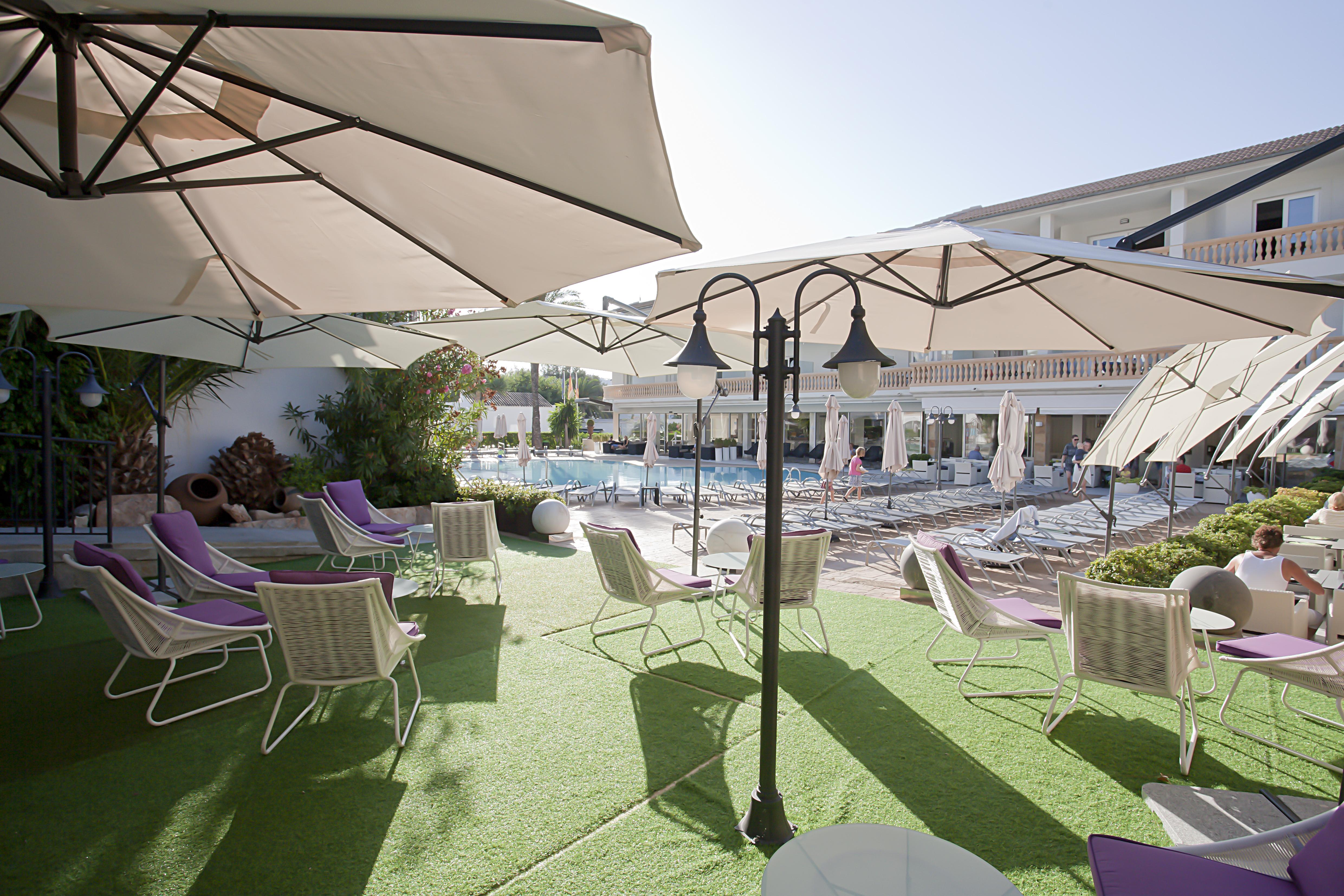 Aparthotel La Pérgola Puerto de Andrach Esterno foto