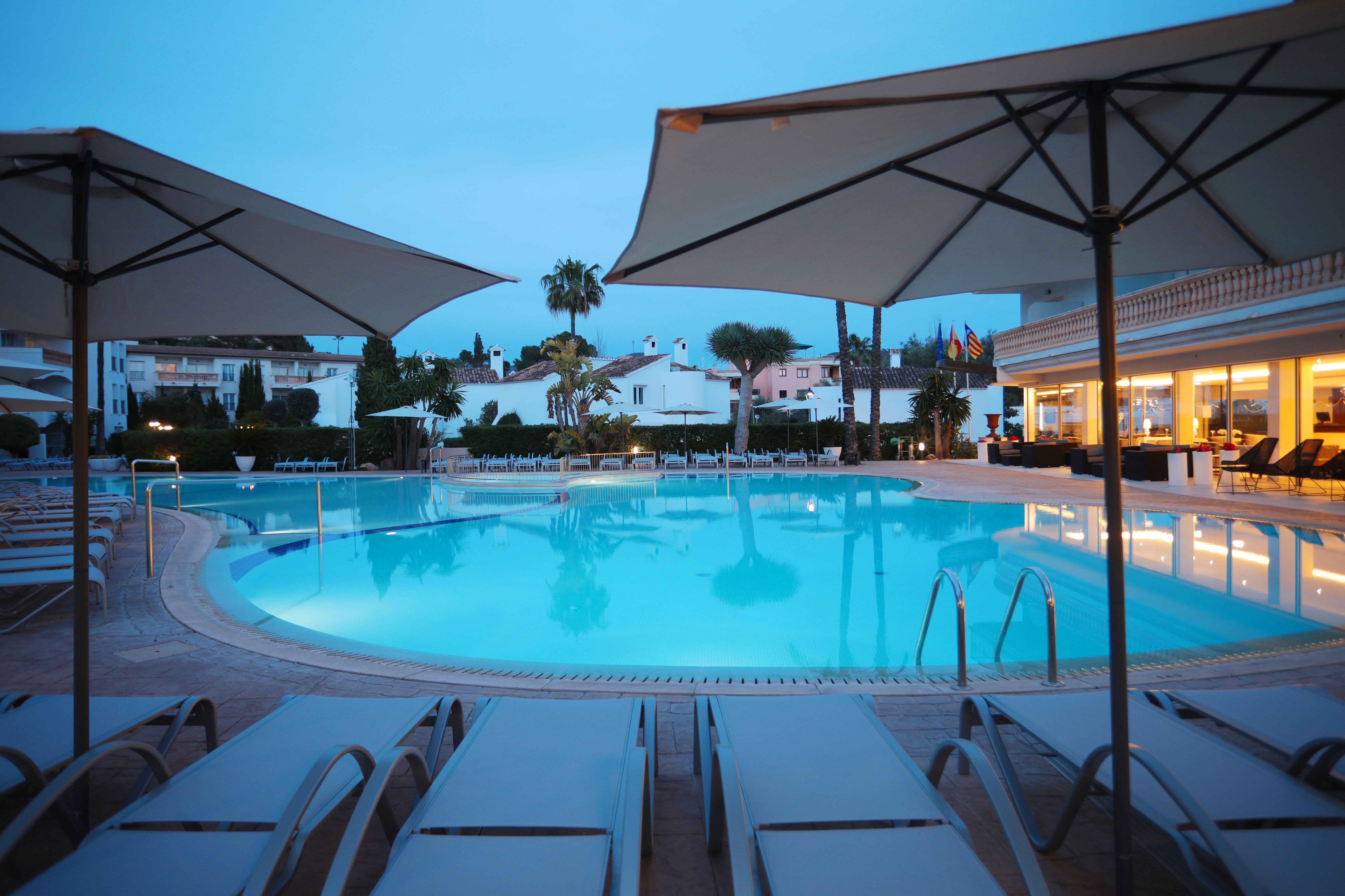 Aparthotel La Pérgola Puerto de Andrach Esterno foto